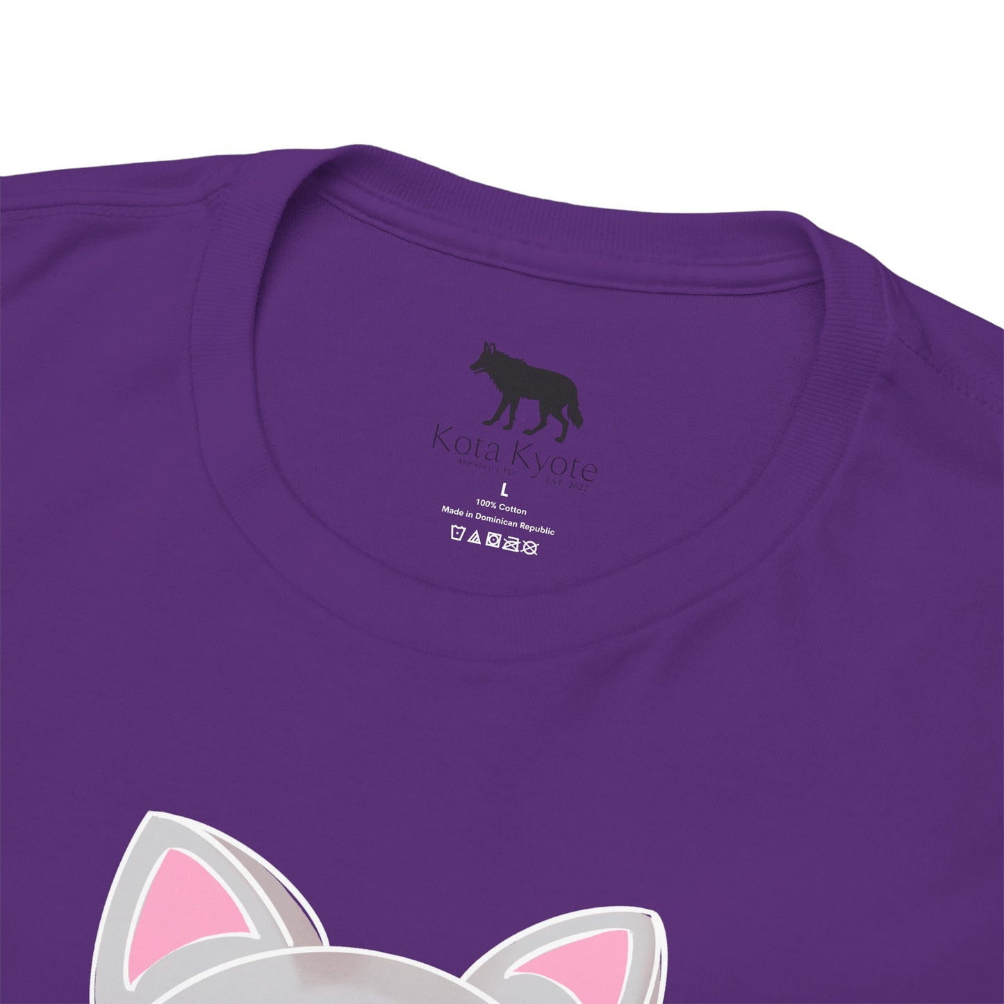 Cat Eating Ramen T-Shirt — Cute Kawaii Noodle Lover Tee